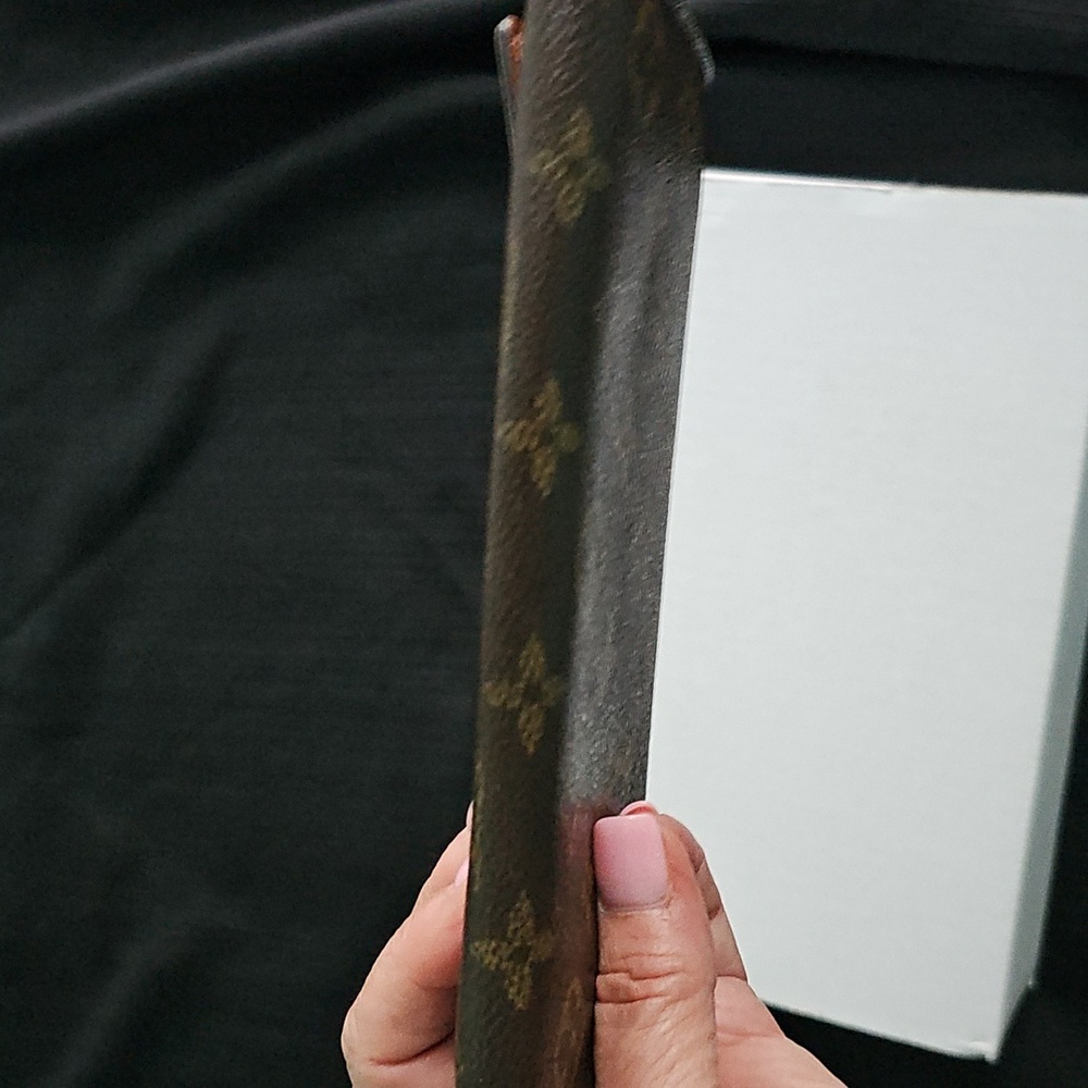 Louis Vuitton Monogram Sara Wallet - Picture 11 of 12